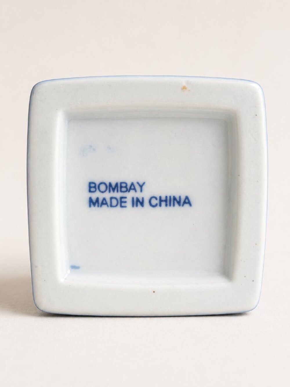 Bombay Co Blue White Porcelain Lattice Obelisk Candle Holder 10” NWOT - Picture 10 of 12